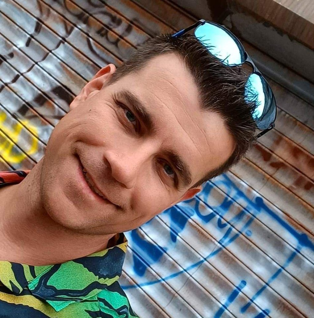 Dylan D. Tides