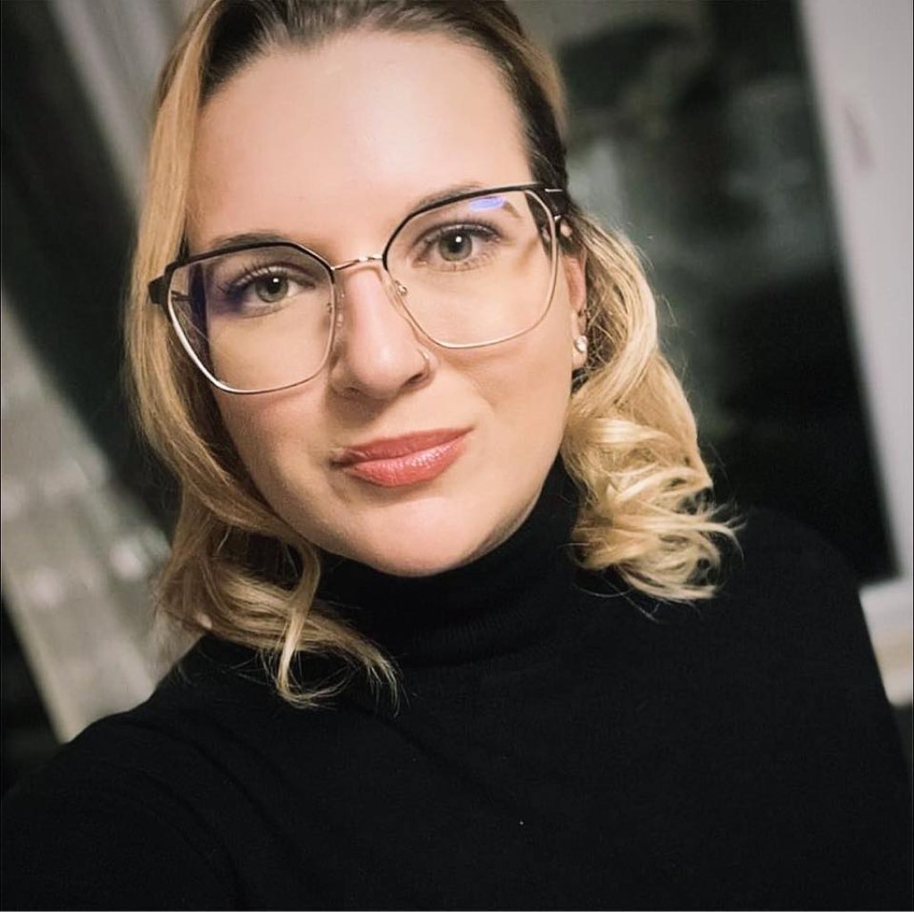 Lenarits Viktória